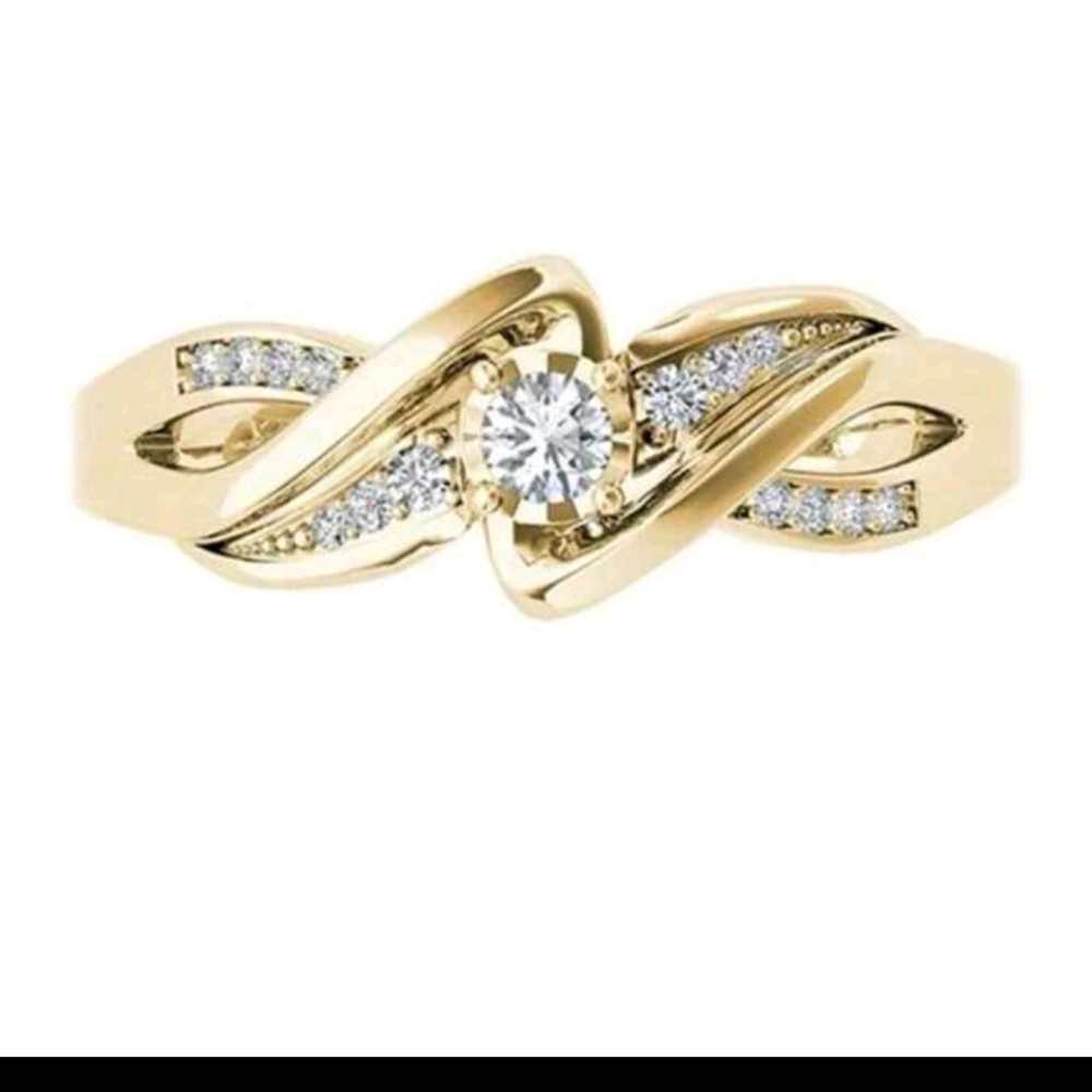 Elegant 18k Gold and Silver Women's Ring